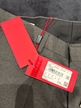 Charger l'image dans la galerie, ✨ Pantalon HUGO BOSS Hesten204 – Neuf avec étiquette ✨ Taille 42