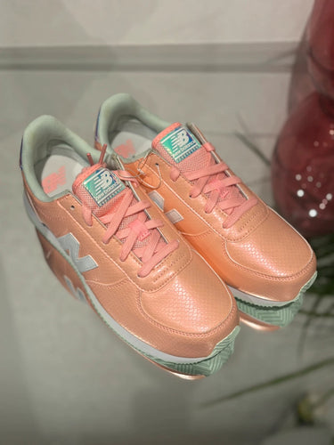 New balance rose