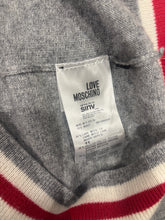 Charger l'image dans la galerie, ✨ Pull Over Love Moschino – Taille M – Neuf avec étiquette ✨