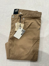 Charger l&#39;image dans la galerie, Pantalon love moschino