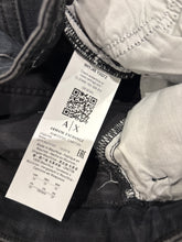 Charger l'image dans la galerie, 🌸 Jeans Armani Exchange Femme – Noir – Taille 42 – Neuf avec étiquette 🌸