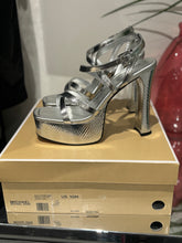 Charger l&#39;image dans la galerie, Chaussure à talon Michael kors