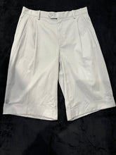 Charger l&#39;image dans la galerie, Short / bermuda Balenciaga Gris
