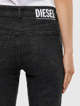 Charger l&#39;image dans la galerie, Jeans femme diesel