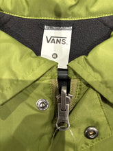 Charger l'image dans la galerie, 🛹 Blouson Réversible Vans – Kaki / Noir – Taille XL – Neuf avec étiquette 🛹