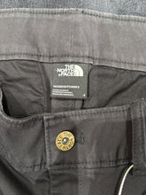 Charger l'image dans la galerie, 🖤 PANTALON THE NORTH FACE NOIR – TAILLE 38 – NEUF 🖤