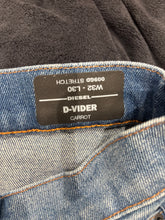 Charger l'image dans la galerie, 👖 Jeans Diesel Homme – Taille 42 – Neuf avec étiquette 👖