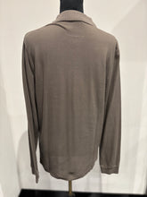 Charger l'image dans la galerie, 🤎✨ POLO LACOSTE HOMME – ÉLÉGANCE INTEMPORELLE ✨🤎 Taille L