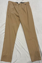 Charger l'image dans la galerie, 👖 Calvin Klein Tapered Fit Stretch – Neuf sans étiquette Taille 42