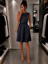 Charger l'image dans la galerie, 💙 Robe Hugo – Bleu Marine – Taille 40 – Neuve sans étiquette 💙