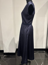 Charger l'image dans la galerie, 💙 Robe Hugo – Bleu Marine – Taille 40 – Neuve sans étiquette 💙