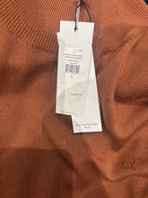 Charger l'image dans la galerie, 🤎 Pull Calvin Klein – Marron – Taille XL – Neuf avec étiquette 🤎