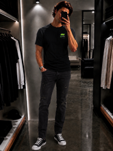 Charger l'image dans la galerie, 🩶 Jeans Levi’s Homme – Taille 46 – Neuf avec étiquette 🩶