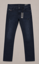 Charger l'image dans la galerie, 👖✨ JEANS DIESEL GARÇON – NEUF AVEC ÉTIQUETTE ✨👖 Taille 16 ans