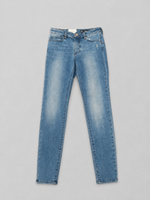 Charger l'image dans la galerie, 👖✨ Jeans Femme Armani Exchange – Neuf avec Étiquette ✨👖 Taille : XXS