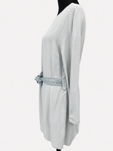 Charger l'image dans la galerie, ✨💙 Robe Emporio Armani – Taille 44 – Neuve sans étiquette 💙✨