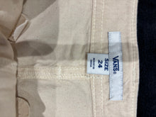 Charger l'image dans la galerie, 🤍 Short Vans – Beige – Taille 32– Neuf avec étiquette 🤍