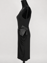 Charger l'image dans la galerie, 🖤 Robe Emporio Armani Femme – Noire – Taille 40 – Neuve sans étiquette 🖤