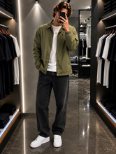 Charger l'image dans la galerie, 🛹 Blouson Réversible Vans – Kaki / Noir – Taille XL – Neuf avec étiquette 🛹