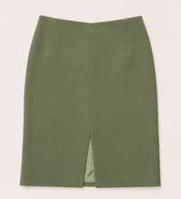 Charger l'image dans la galerie, 💚✨ Jupe Calvin Klein – Neuve avec étiquette ✨💚 Taille 46