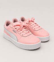 Charger l'image dans la galerie, 🌸👟 Baskets Puma Carina 2.0 Jr – Rose &amp; Blanc 👟🌸