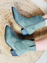 Charger l&#39;image dans la galerie, Bottines kaki à bout pointu