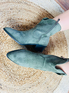 Bottines kaki à bout pointu