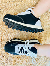 Charger l'image dans la galerie, Baskets noir et marron à lacets