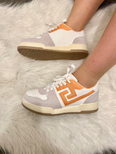 Charger l'image dans la galerie, Baskets blanche et grise à lacets