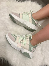 Charger l'image dans la galerie, Baskets floral verte