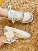 Charger l'image dans la galerie, Baskets gold à lacets